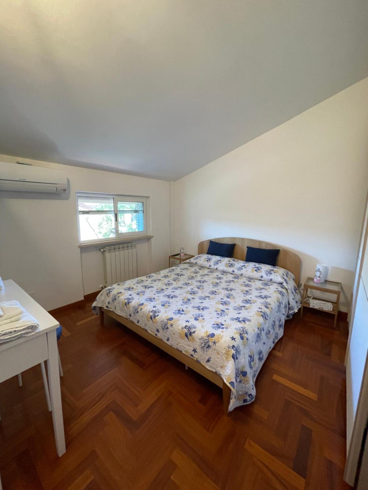 Casa Mary Hotel Fregenae Bagian luar foto